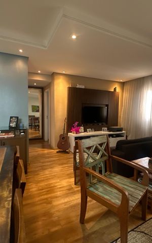 Apartamento à venda com 79m², 2 quartos e 1 vaga Apartamento à venda com 79m², 2 quartos e 1 vagaSala