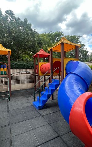 Apartamento à venda com 79m², 2 quartos e 1 vaga Apartamento à venda com 79m², 2 quartos e 1 vagaÁrea comum - Playground