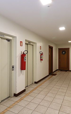 Apartamento à venda com 138m², 3 quartos e 2 vagasElevadores