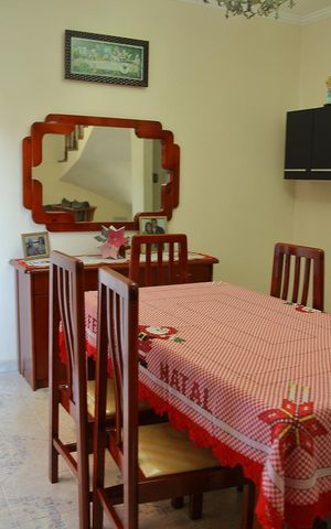 Casa à venda com 241m², 4 quartos e 4 vagasSala ( Jantar) 