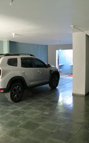 Casa à venda com 241m², 4 quartos e 4 vagasGaragem 