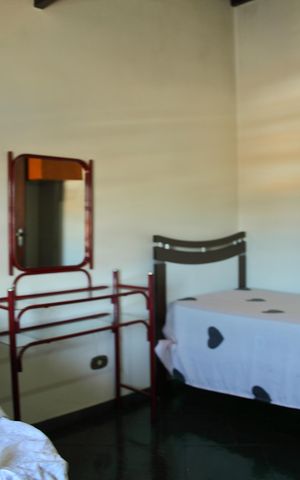 Casa à venda com 241m², 4 quartos e 4 vagasQuarto 4