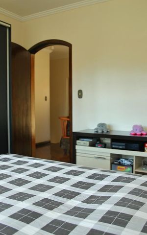Casa à venda com 241m², 4 quartos e 4 vagasQuarto 3