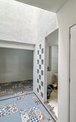 Casa para alugar com 240m², 4 quartos e sem vaga