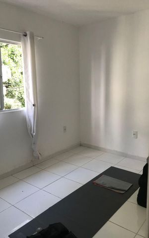 Casa à venda com 70m², 3 quartos e sem vaga Casa à venda com 70m², 3 quartos e sem vagaQuarto