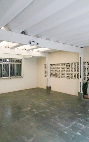Casa à venda com 143m², 3 quartos e 2 vagas Casa à venda com 143m², 3 quartos e 2 vagasGaragem