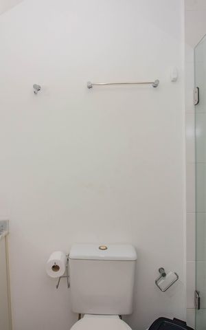 Apartamento à venda com 66m², 2 quartos e 1 vaga Apartamento à venda com 66m², 2 quartos e 1 vagaBanheiro Social