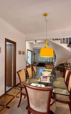 Casa para alugar com 188m², 3 quartos e 2 vagas Casa para alugar com 188m², 3 quartos e 2 vagasSala