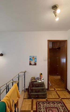 Casa para alugar com 188m², 3 quartos e 2 vagas Casa para alugar com 188m², 3 quartos e 2 vagasCorredor Quartos