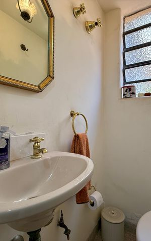 Casa para alugar com 188m², 3 quartos e 2 vagas Casa para alugar com 188m², 3 quartos e 2 vagasLavabo