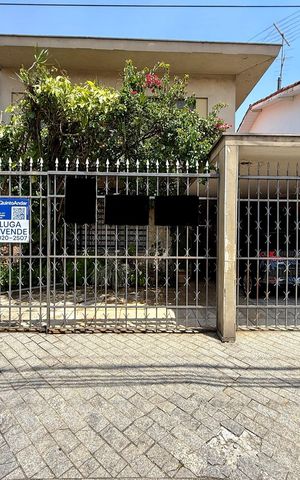 Casa para alugar com 188m², 3 quartos e 2 vagas Casa para alugar com 188m², 3 quartos e 2 vagasFachada