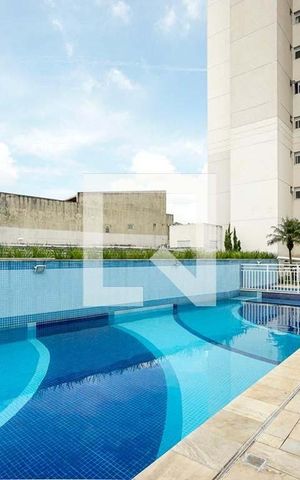 Apartamento à venda com 70m², 3 quartos e 1 vaga Apartamento à venda com 70m², 3 quartos e 1 vagaPiscina adulto