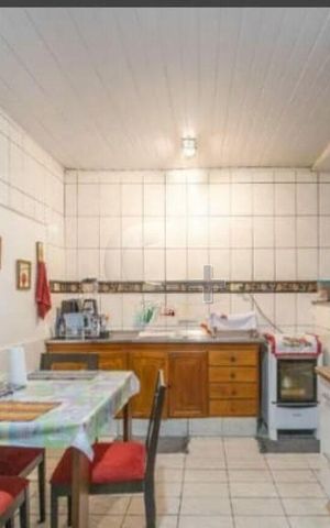 Casa à venda com 120m², 3 quartos e 1 vaga
