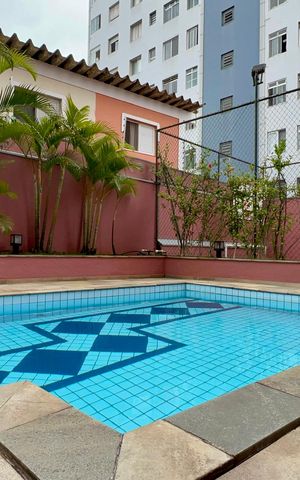 Apartamento à venda com 92m², 2 quartos e 3 vagas Apartamento à venda com 92m², 2 quartos e 3 vagasPiscina