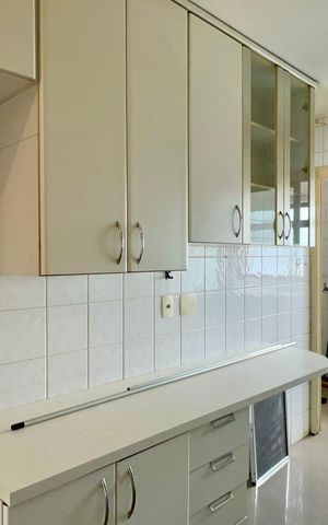 Apartamento à venda com 92m², 2 quartos e 3 vagas Apartamento à venda com 92m², 2 quartos e 3 vagasCozinha