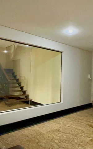 Apartamento à venda com 92m², 2 quartos e 3 vagas Apartamento à venda com 92m², 2 quartos e 3 vagasHall de entrada