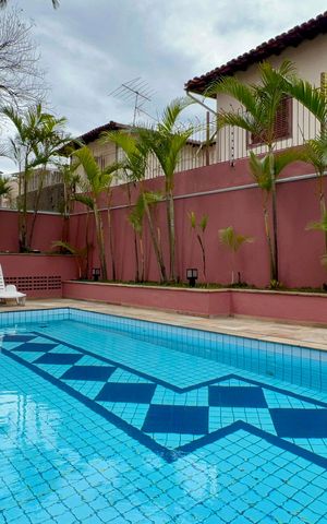 Apartamento à venda com 92m², 2 quartos e 3 vagas Apartamento à venda com 92m², 2 quartos e 3 vagasPiscina