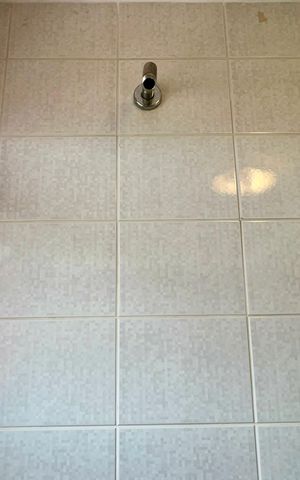 Apartamento à venda com 92m², 2 quartos e 3 vagas Apartamento à venda com 92m², 2 quartos e 3 vagasBanheiro