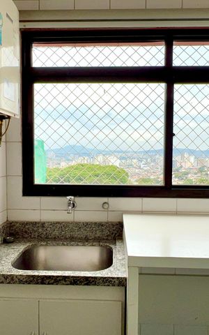 Apartamento à venda com 92m², 2 quartos e 3 vagas Apartamento à venda com 92m², 2 quartos e 3 vagasÁrea de Serviço