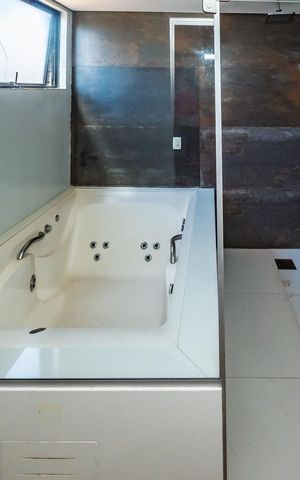 Apartamento à venda com 260m², 4 quartos e 2 vagasBanheiro do Quarto 4