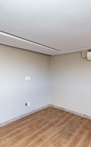 Apartamento à venda com 260m², 4 quartos e 2 vagasQuarto 4