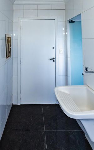 Apartamento à venda com 260m², 4 quartos e 2 vagasÁrea de Serviço
