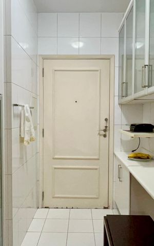 Apartamento à venda com 133m², 3 quartos e 3 vagas Apartamento à venda com 133m², 3 quartos e 3 vagasCozinha
