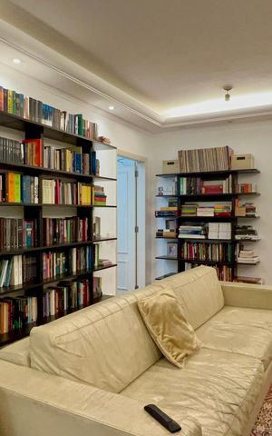 Apartamento à venda com 133m², 3 quartos e 3 vagas Apartamento à venda com 133m², 3 quartos e 3 vagasSala