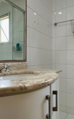 Apartamento à venda com 133m², 3 quartos e 3 vagas Apartamento à venda com 133m², 3 quartos e 3 vagasBanheiro