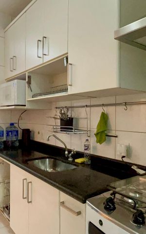Apartamento à venda com 133m², 3 quartos e 3 vagas Apartamento à venda com 133m², 3 quartos e 3 vagasCozinha