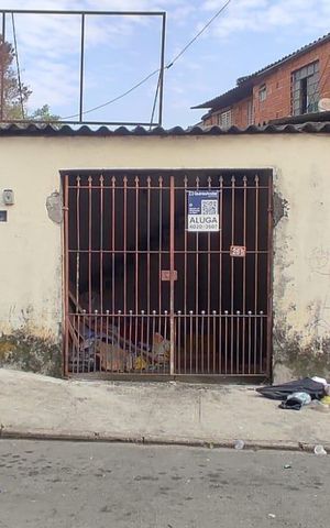 Casa para alugar com 65m², 1 quarto e sem vaga Casa para alugar com 65m², 1 quarto e sem vagaFachada