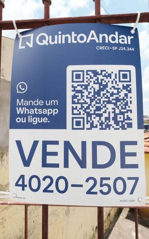 Casa à venda com 164m², 2 quartos e 3 vagasFachada