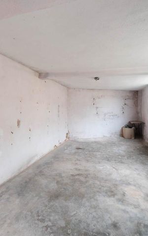 Casa à venda com 164m², 2 quartos e 3 vagasEdícula