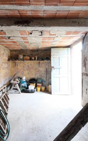 Casa à venda com 164m², 2 quartos e 3 vagasEdícula