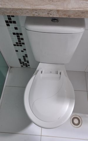 Casa de condomínio à venda com 100m², 2 quartos e 2 vagasSuíte 2