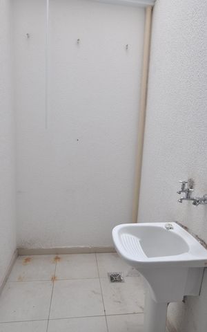 Casa de condomínio à venda com 100m², 2 quartos e 2 vagasÁrea de Serviço