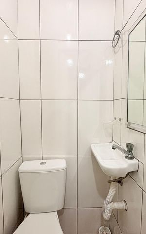 Casa à venda com 93m², 3 quartos e 2 vagasLavabo