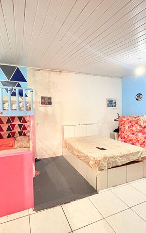 Casa à venda com 93m², 3 quartos e 2 vagasSuíte 