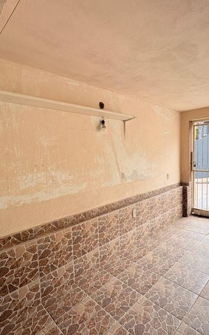 Casa à venda com 93m², 3 quartos e 2 vagasGaragem