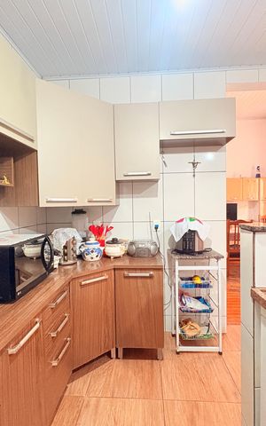 Casa à venda com 93m², 3 quartos e 2 vagasCozinha