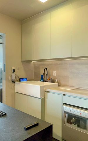 Apartamento à venda com 90m², 2 quartos e 2 vagasCozinha