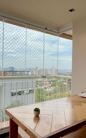 Apartamento à venda com 90m², 2 quartos e 2 vagasVaranda