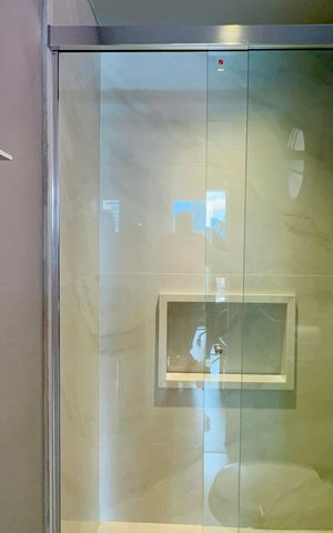 Apartamento à venda com 90m², 2 quartos e 2 vagasBanheiro da Suíte 1