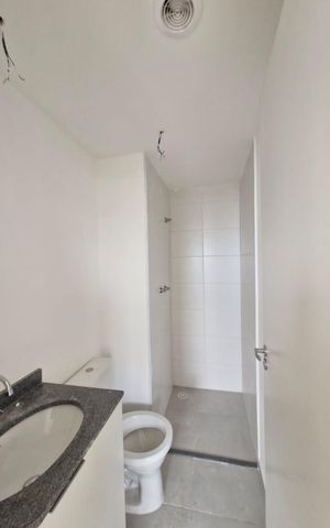 Apartamento à venda com 38m², 2 quartos e sem vaga Apartamento à venda com 38m², 2 quartos e sem vagaBanheiro