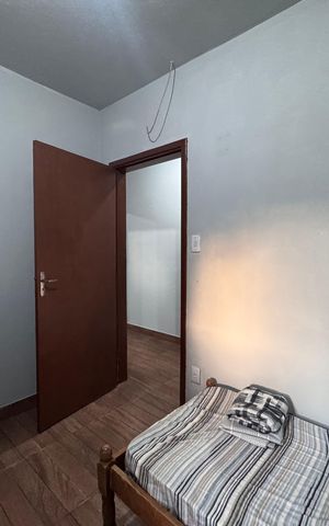 Casa à venda com 180m², 3 quartos e 2 vagas