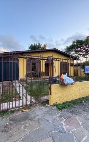 Casa à venda com 180m², 3 quartos e 2 vagas