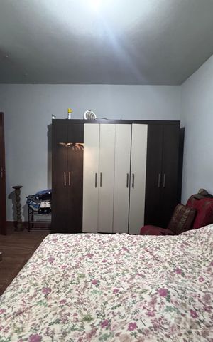 Casa à venda com 180m², 3 quartos e 2 vagas