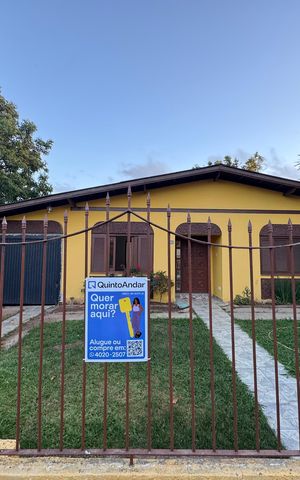 Casa à venda com 180m², 3 quartos e 2 vagas