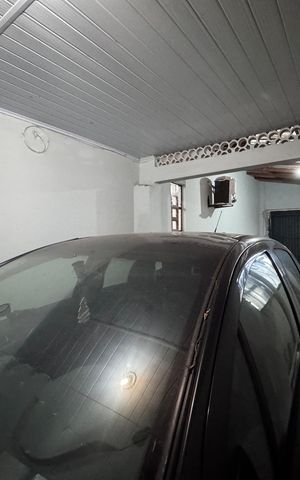 Casa à venda com 180m², 3 quartos e 2 vagas