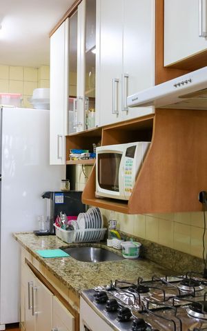 Apartamento à venda com 74m², 2 quartos e 1 vaga Apartamento à venda com 74m², 2 quartos e 1 vagaCozinha
